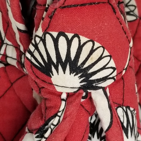 Vera Bradley Retired Deco Daisy Saddle Up Bag - Picture 10 of 14